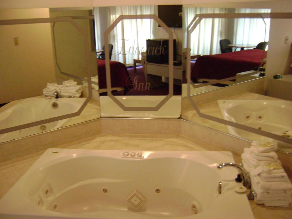Edgewick Inn North Bend Phòng bức ảnh